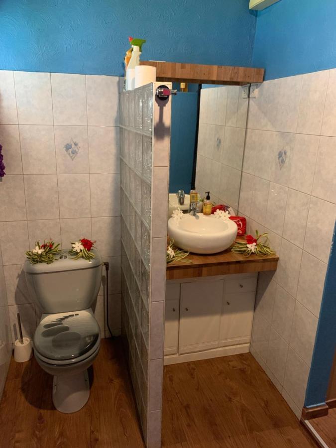 A Tomo Mai Homestay, Close To Airport, Private Bathroom Free Parking And Wifi With High Connection And Breakfast Optional Faaa Eksteriør bilde