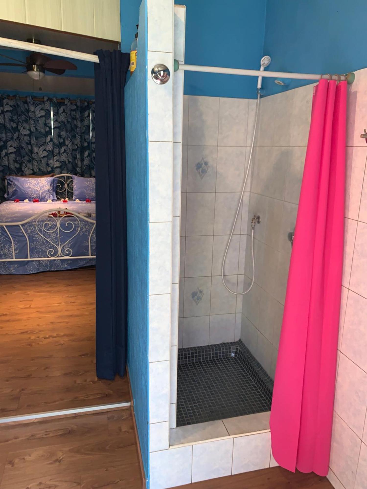 A Tomo Mai Homestay, Close To Airport, Private Bathroom Free Parking And Wifi With High Connection And Breakfast Optional Faaa Eksteriør bilde