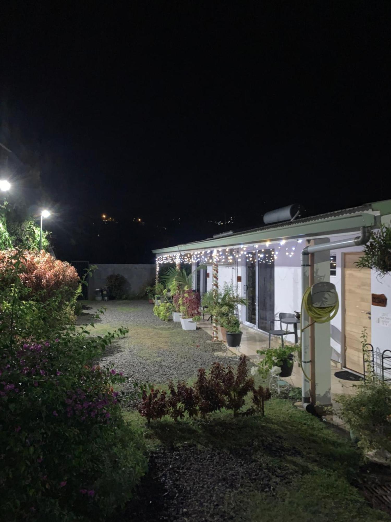 A Tomo Mai Homestay, Close To Airport, Private Bathroom Free Parking And Wifi With High Connection And Breakfast Optional Faaa Eksteriør bilde